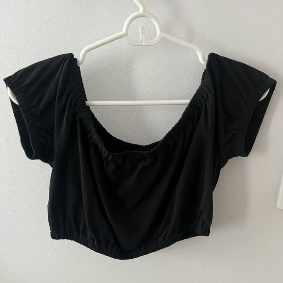 Wilfred off the shoulder crop top - Picture 1 of 3